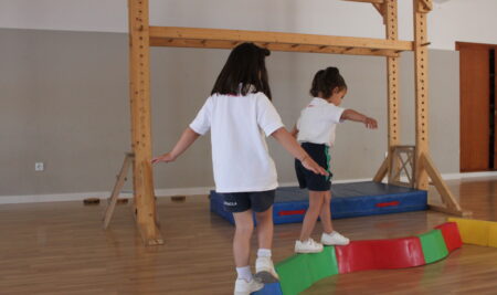 ¿Por qué los niños necesitan moverse para aprender? El desarrollo motor en Educación infantil